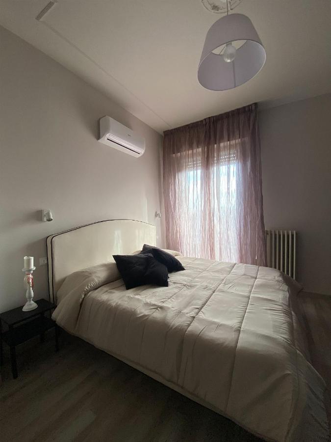 Апартаменти Marco Polo Flat В'яреджо Екстер'єр фото